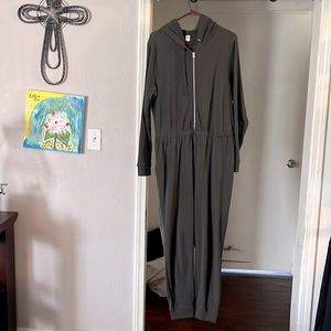 Old navy hoodie romper sweatpants